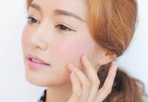 Những màu phấn má dẫn đầu xu hướng trang điểm năm 2018 1 phan ma hong 1